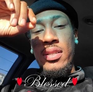 Meet your Posher, Marquise